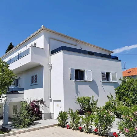 Apartamento Angie Zadar